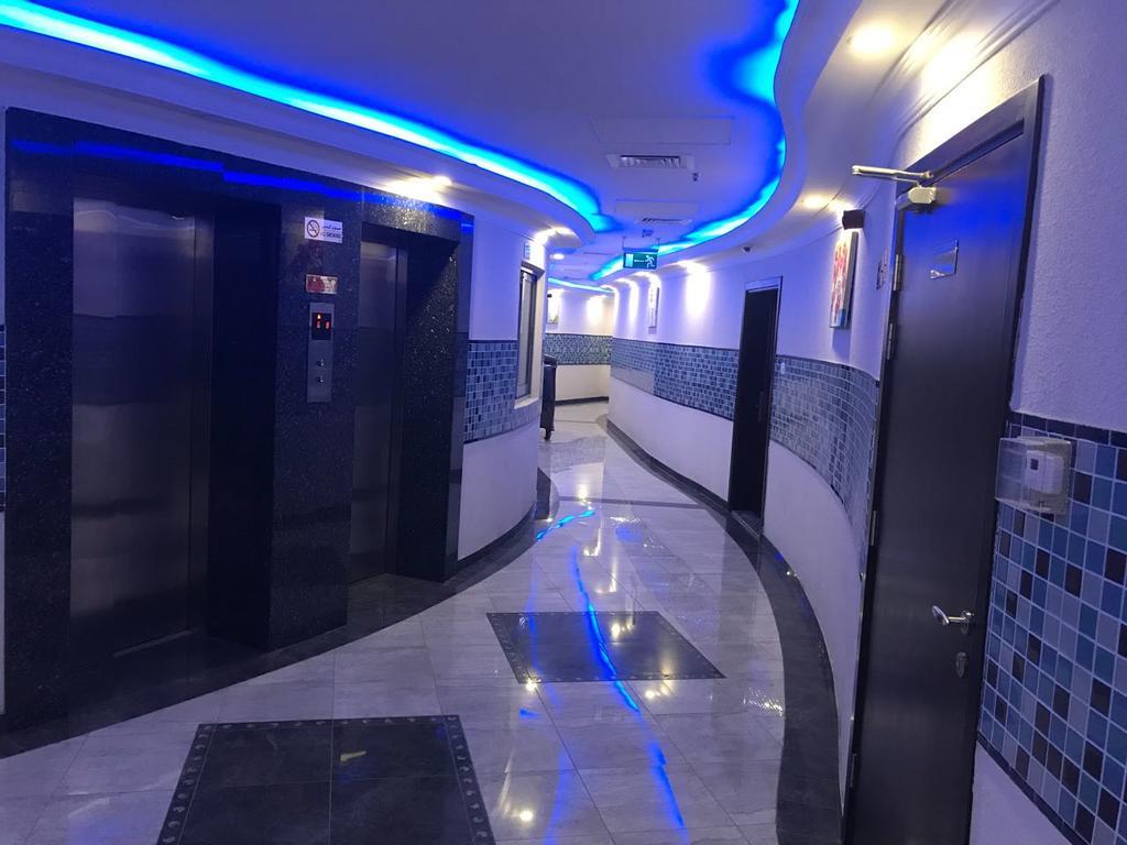 Al Waleed Palace Hotel Apartment Al Barsha Dubai Exterior photo